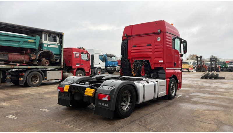 MAN TGX 18.480 (321.000 KM !!! / RETARDER / BELGIAN TRUCK / EURO 6 / PERFECT CONDITION / 3700H) - Dragbil: bild 4 MAN TGX 18.480 (321.000 KM !!! / RETARDER / BELGIAN TRUCK / EURO 6 / PERFECT CONDITION / 3700H) - Dragbil: bild 4