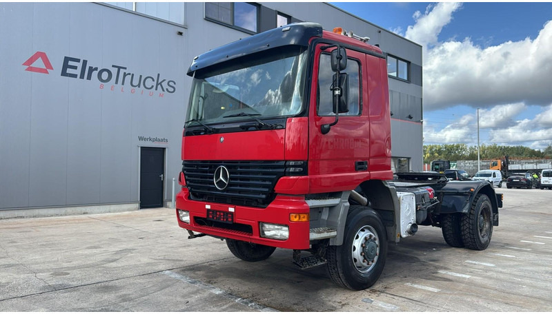 Mercedes-Benz Actros 1840 (4X4 / LAMES / GRANT PONT / PARFAIT ETAT / MP1 / V6 / ALLRAD) - Dragbil: bild 1 Mercedes-Benz Actros 1840 (4X4 / LAMES / GRANT PONT / PARFAIT ETAT / MP1 / V6 / ALLRAD) - Dragbil: bild 1