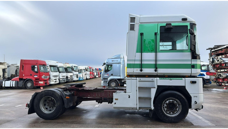 Renault Magnum 470 (POMPE MANUELLE / MANUAL PUMP / BOITE MANUELLE / MANUAL GEARBOX) - Dragbil: bild 4 Renault Magnum 470 (POMPE MANUELLE / MANUAL PUMP / BOITE MANUELLE / MANUAL GEARBOX) - Dragbil: bild 4