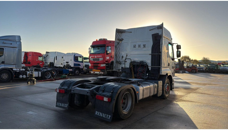 Renault Premium 450 (MANUAL GEARBOX / BOITE MANUELLE) - Dragbil: bild 4 Renault Premium 450 (MANUAL GEARBOX / BOITE MANUELLE) - Dragbil: bild 4