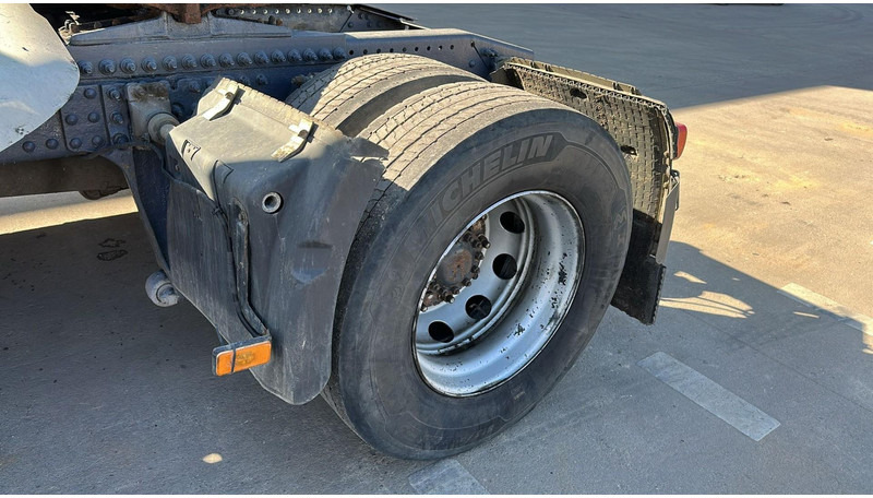 Dragbil Volvo FH 440 (GOOD CONDITION / BONNE ETAT): bild 10 Dragbil Volvo FH 440 (GOOD CONDITION / BONNE ETAT): bild 10