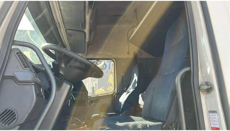 Dragbil Volvo FH 440 (GOOD CONDITION / BONNE ETAT): bild 13 Dragbil Volvo FH 440 (GOOD CONDITION / BONNE ETAT): bild 13