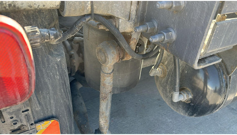 Dragbil Volvo FH 440 (GOOD CONDITION / BONNE ETAT): bild 11 Dragbil Volvo FH 440 (GOOD CONDITION / BONNE ETAT): bild 11