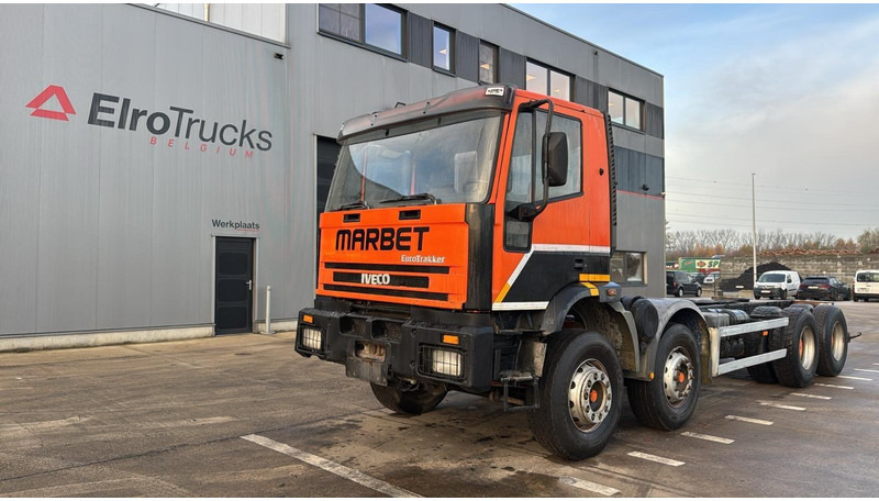 Iveco EUROTRAKKER 340 E 34 (POMPE MANUELLE / GRAND PONT / LAMES / MANUAL PUMP / BIG AXLE / STEEL SUSP.) - Chassi lastbil: bild 1 Iveco EUROTRAKKER 340 E 34 (POMPE MANUELLE / GRAND PONT / LAMES / MANUAL PUMP / BIG AXLE / STEEL SUSP.) - Chassi lastbil: bild 1