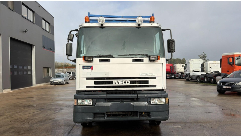 Iveco Eurotech 190 E 34 (POMPE MANUELLE / BOITE MANUELLE / MANUAL PUMP / FULL STEEL SUSP. / LAMES) - Tippbil lastbil: bild 4 Iveco Eurotech 190 E 34 (POMPE MANUELLE / BOITE MANUELLE / MANUAL PUMP / FULL STEEL SUSP. / LAMES) - Tippbil lastbil: bild 4