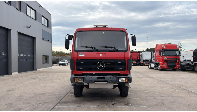 Mercedes-Benz SK 2233 (GRAND PONT / V8 AVEC 2X TURBO / BIG AXLE) - Chassi lastbil: bild 2 Mercedes-Benz SK 2233 (GRAND PONT / V8 AVEC 2X TURBO / BIG AXLE) - Chassi lastbil: bild 2