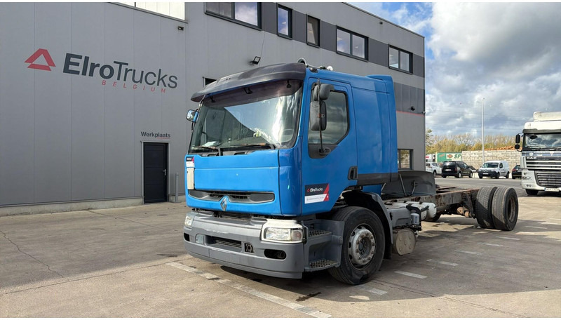 Renault Premium 320 (BOITE MANUELLE / MANUAL GEARBOX) - Chassi lastbil: bild 1 Renault Premium 320 (BOITE MANUELLE / MANUAL GEARBOX) - Chassi lastbil: bild 1
