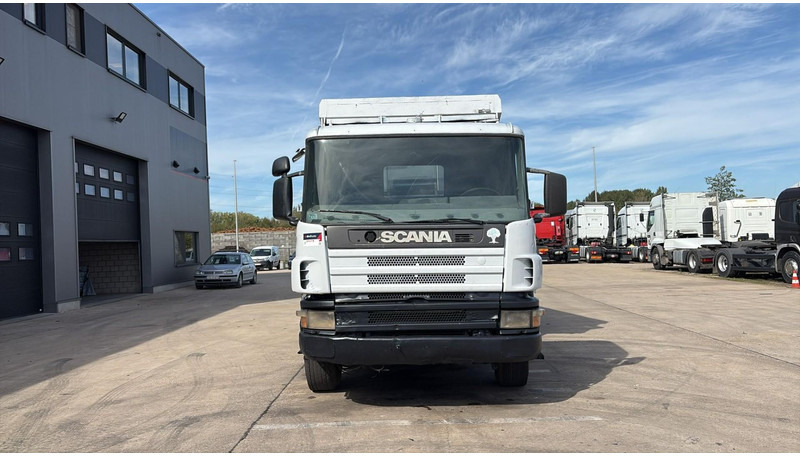 Scania 94 - 260 (BOITE MANUELLE / LAMES / STEEL SUSP. / 6X4 / MANUAL GEARBOX) - Tippbil lastbil: bild 2 Scania 94 - 260 (BOITE MANUELLE / LAMES / STEEL SUSP. / 6X4 / MANUAL GEARBOX) - Tippbil lastbil: bild 2