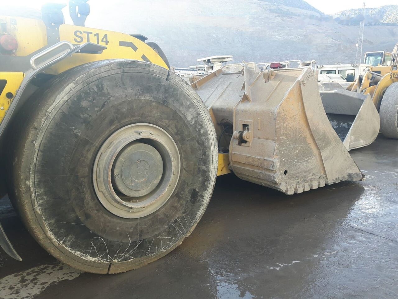 Atlas Copco Underground Mining Bucket(Push-Blade) - Lastarskopa: bild 3 Atlas Copco Underground Mining Bucket(Push-Blade) - Lastarskopa: bild 3