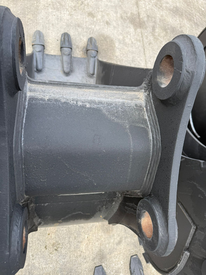 Komatsu PC200 - Grävmaskinsskopa för Byggmaskiner: bild 1 Komatsu PC200 - Grävmaskinsskopa för Byggmaskiner: bild 1