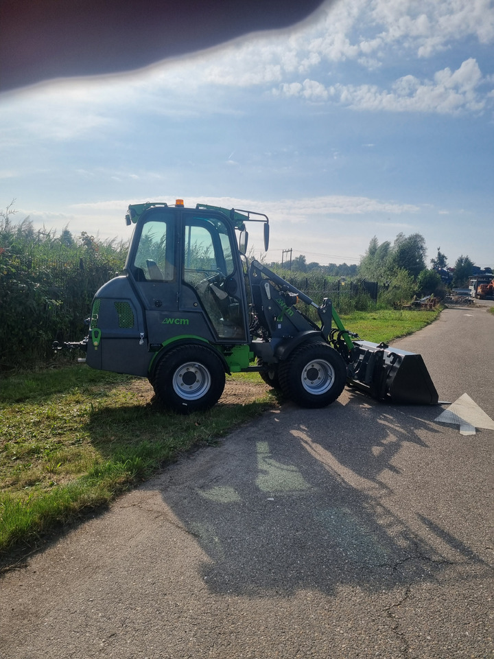 WCM L2412 - Hjullastare: bild 2 WCM L2412 - Hjullastare: bild 2