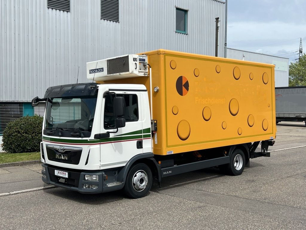 MAN TGL 8.220 Kühlkoffer 5,26m LBW Klima Luftgef. MAN TGL 8.220 Kühlkoffer 5,26m LBW Klima Luftgef. - Kylbil: bild 3 MAN TGL 8.220 Kühlkoffer 5,26m LBW Klima Luftgef. MAN TGL 8.220 Kühlkoffer 5,26m LBW Klima Luftgef. - Kylbil: bild 3