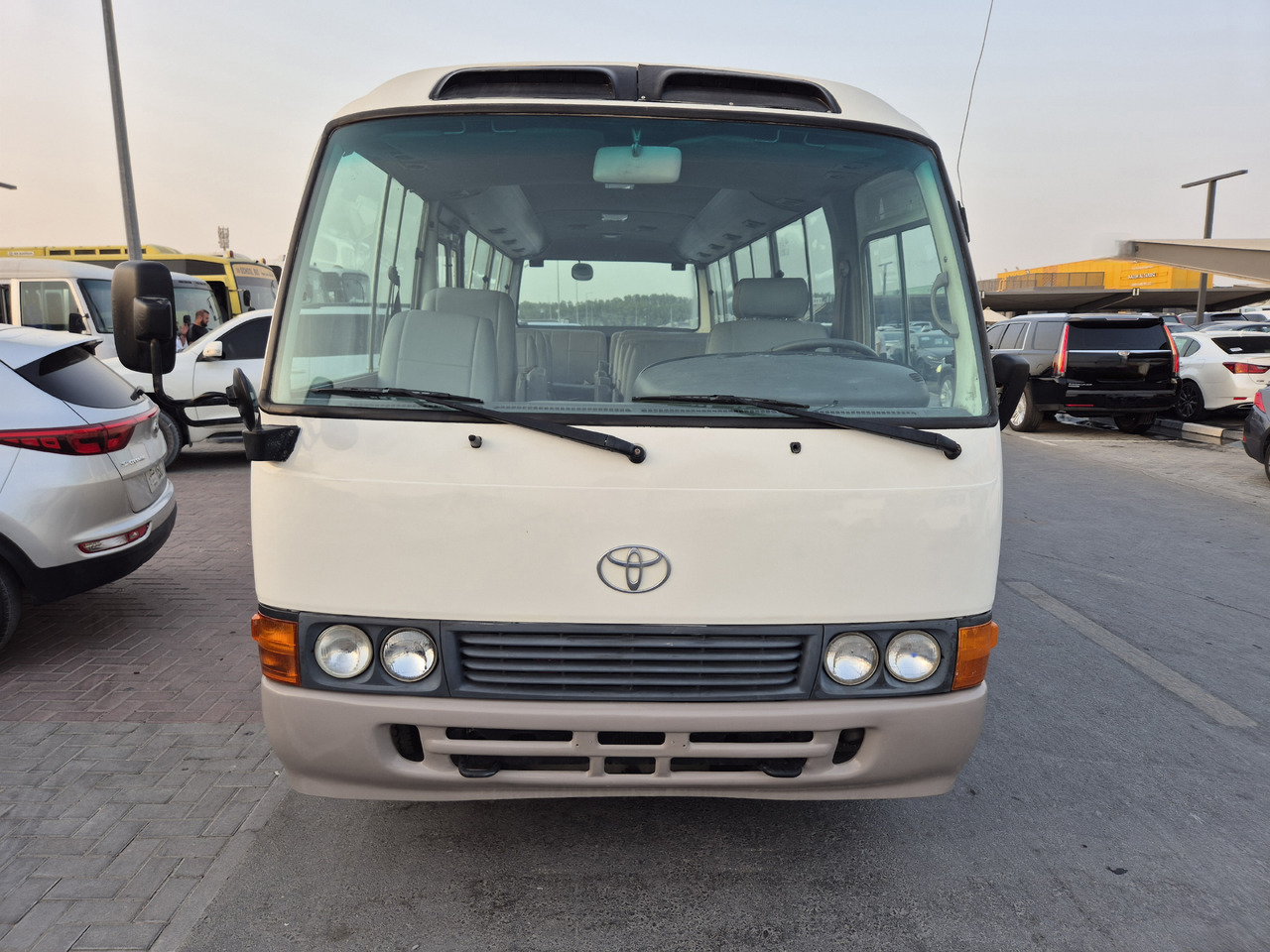 TOYOTA Coaster ... Nos bus -Originaires TOYOTA ...pas Chinois... T72 ... - Minibuss, Persontransport: bild 5 TOYOTA Coaster ... Nos bus -Originaires TOYOTA ...pas Chinois... T72 ... - Minibuss, Persontransport: bild 5