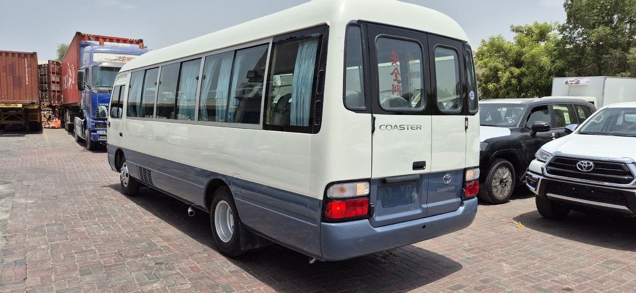Toyota Coaster ... 30 places - climatisé - Minibuss, Persontransport: bild 2 Toyota Coaster ... 30 places - climatisé - Minibuss, Persontransport: bild 2