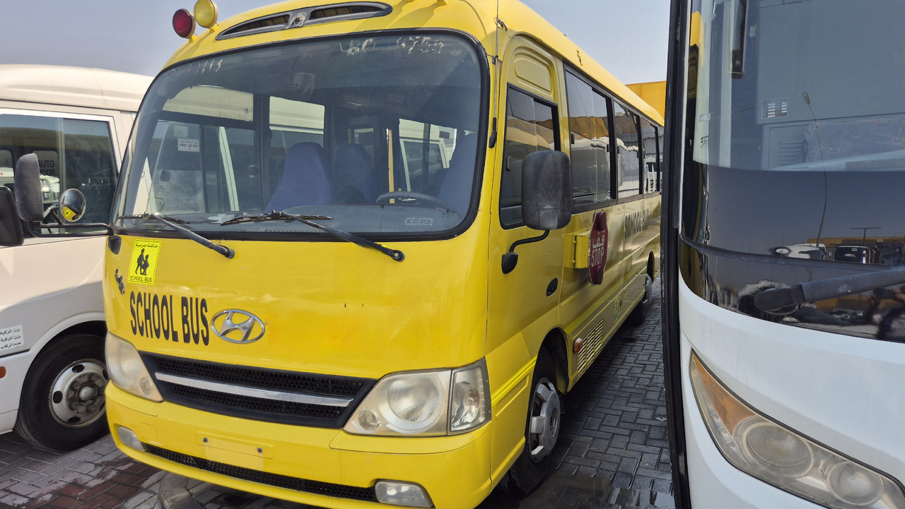 Toyota Coaster // Hyundai County... 30 places ... Climatisé - Minibuss, Persontransport: bild 2 Toyota Coaster // Hyundai County... 30 places ... Climatisé - Minibuss, Persontransport: bild 2