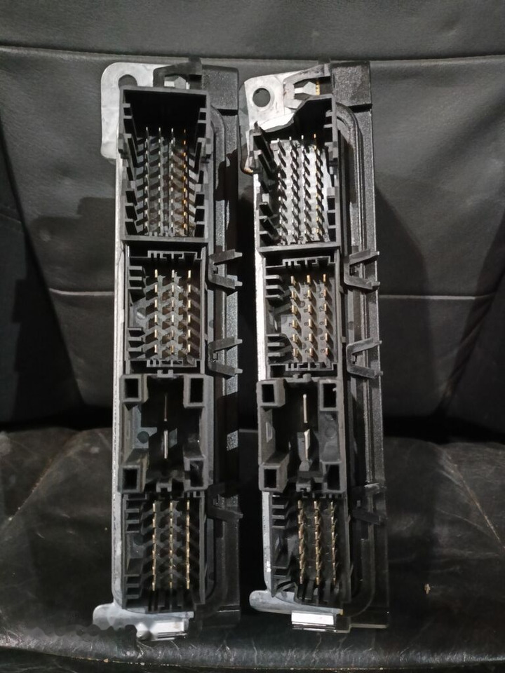 Scania G,R,S 2632613 truck - Kontrollenhet för Lastbil: bild 3 Scania G,R,S 2632613 truck - Kontrollenhet för Lastbil: bild 3