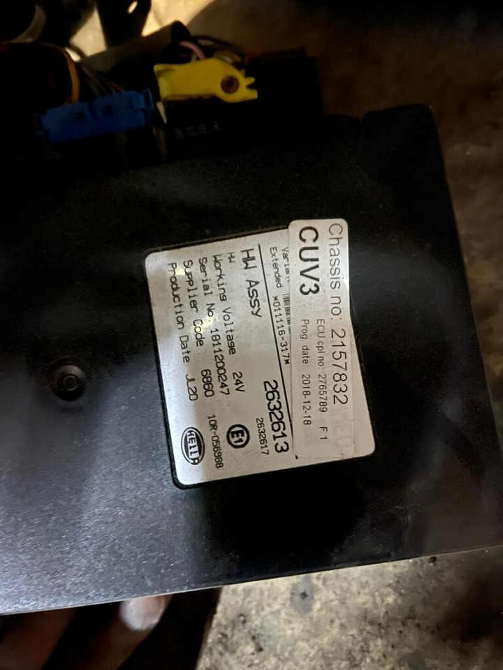 Scania G,R,S 2632613 truck - Kontrollenhet för Lastbil: bild 1 Scania G,R,S 2632613 truck - Kontrollenhet för Lastbil: bild 1