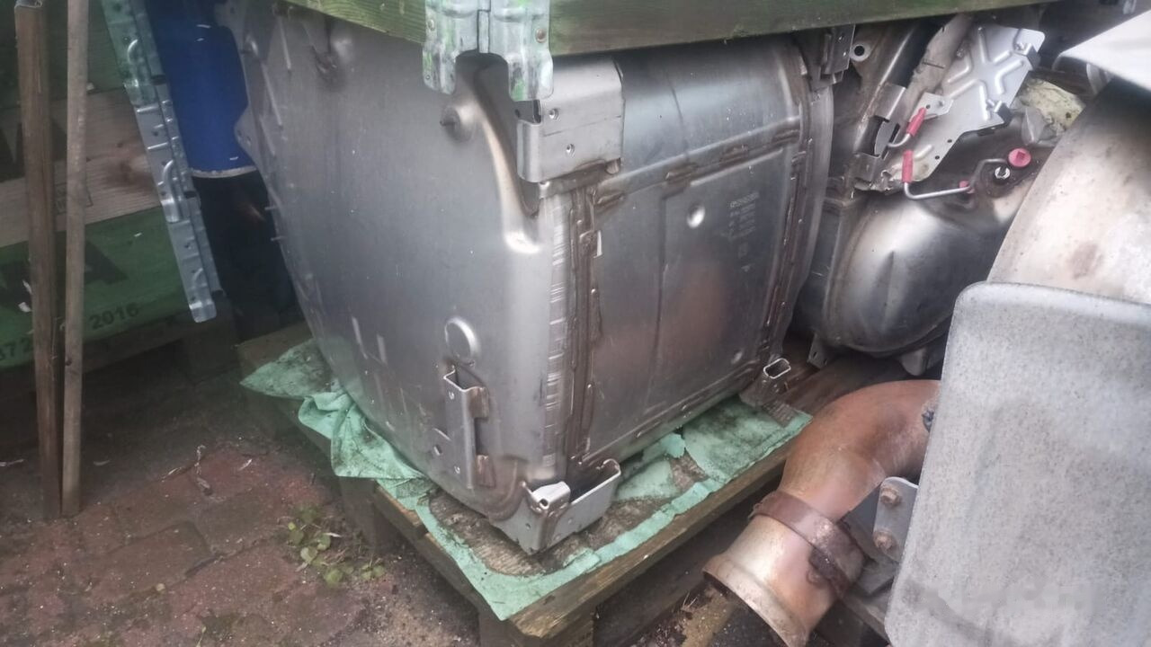 Scania G, R,S ,P 450,500 - Katalytisk omvandlare för Lastbil: bild 2 Scania G, R,S ,P 450,500 - Katalytisk omvandlare för Lastbil: bild 2