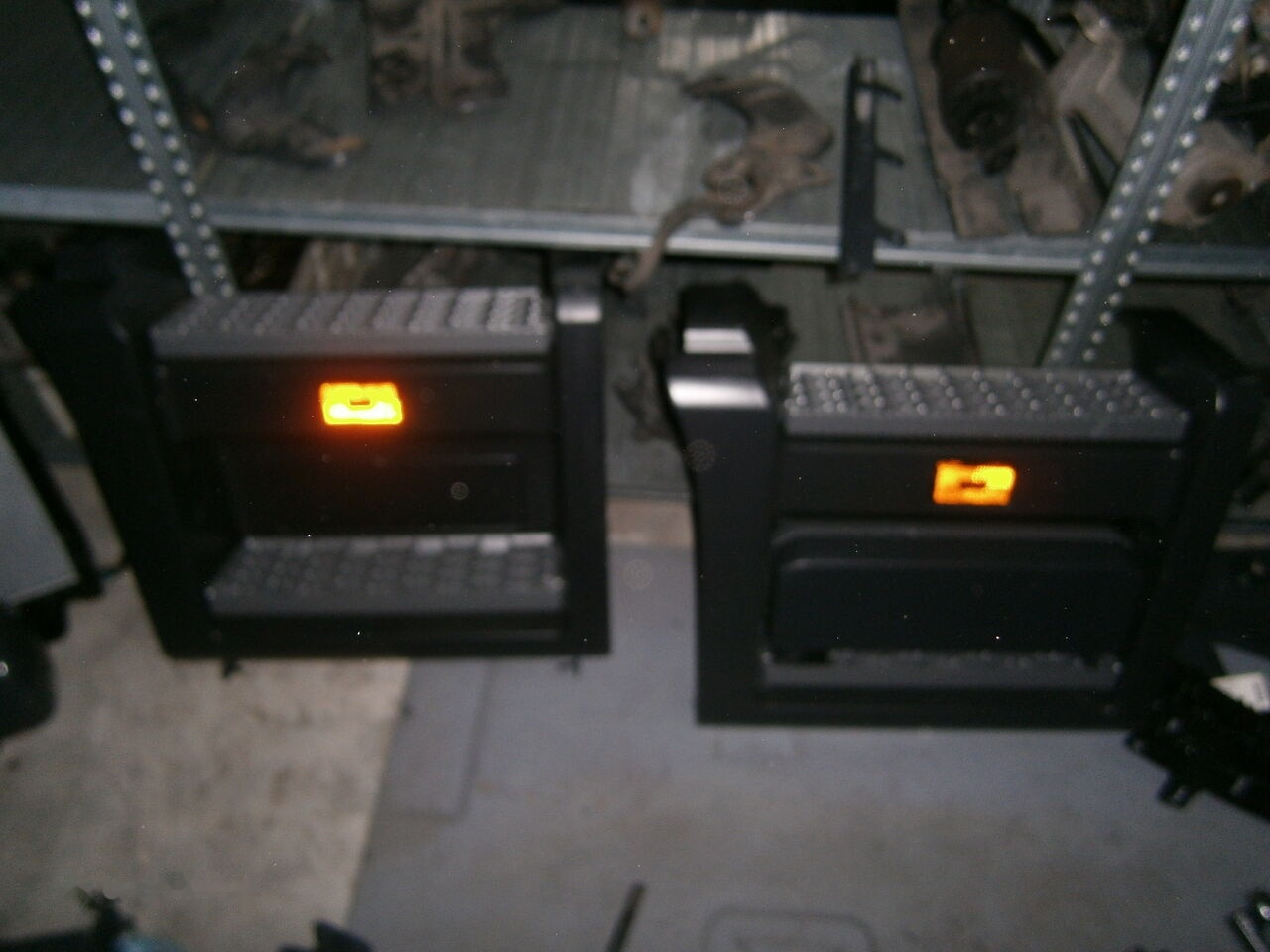 Scania NGS - Fotsteg för Lastbil: bild 1 Scania NGS - Fotsteg för Lastbil: bild 1