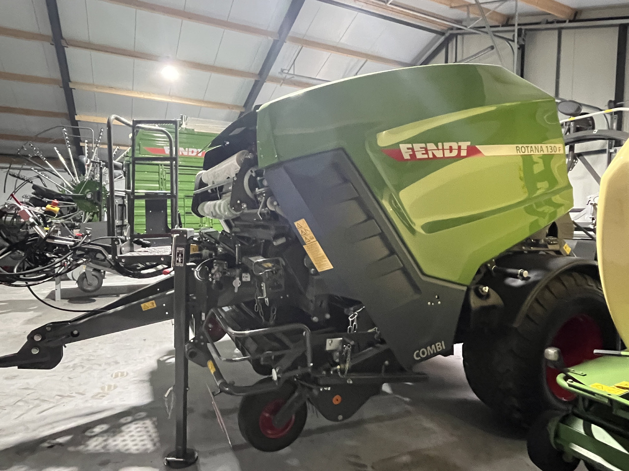 FENDT Rotana 130F Combi MY24 - Inplastar: bild 3 FENDT Rotana 130F Combi MY24 - Inplastar: bild 3