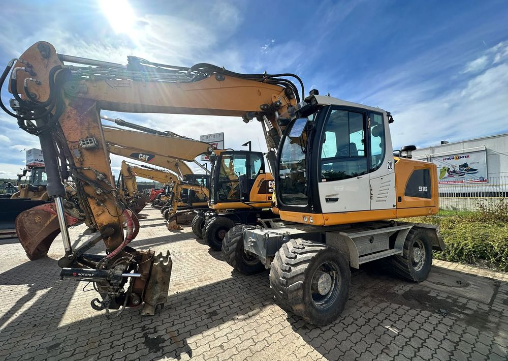 Liebherr A 916 Litronic, 2020 ROK, ROTOTILT, 7300 MTH - Grävmaskin på däck: bild 1 Liebherr A 916 Litronic, 2020 ROK, ROTOTILT, 7300 MTH - Grävmaskin på däck: bild 1