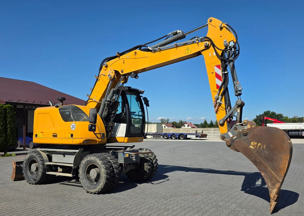 Leasa  Liebherr A914 COMPACT, 2015 ROK, SW 48 szybkozłącze Liebherr A914 COMPACT, 2015 ROK, SW 48 szybkozłącze: bild 7 Leasa  Liebherr A914 COMPACT, 2015 ROK, SW 48 szybkozłącze Liebherr A914 COMPACT, 2015 ROK, SW 48 szybkozłącze: bild 7