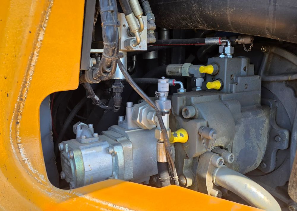 Leasa  Liebherr A914 COMPACT, 2015 ROK, SW 48 szybkozłącze Liebherr A914 COMPACT, 2015 ROK, SW 48 szybkozłącze: bild 12 Leasa  Liebherr A914 COMPACT, 2015 ROK, SW 48 szybkozłącze Liebherr A914 COMPACT, 2015 ROK, SW 48 szybkozłącze: bild 12