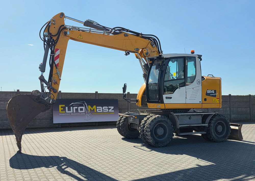 Liebherr A914 COMPACT, 2015 ROK, SW 48 szybkozłącze - Grävmaskin på däck: bild 1 Liebherr A914 COMPACT, 2015 ROK, SW 48 szybkozłącze - Grävmaskin på däck: bild 1