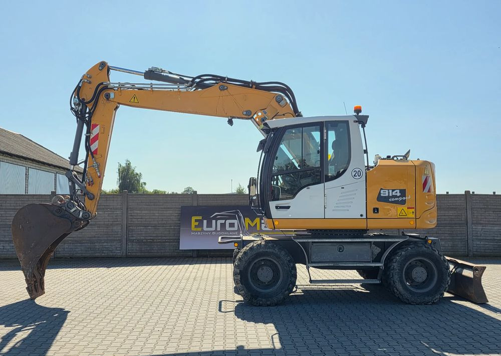 Liebherr A914 COMPACT, 2015 ROK, SW 48 szybkozłącze - Grävmaskin på däck: bild 2 Liebherr A914 COMPACT, 2015 ROK, SW 48 szybkozłącze - Grävmaskin på däck: bild 2
