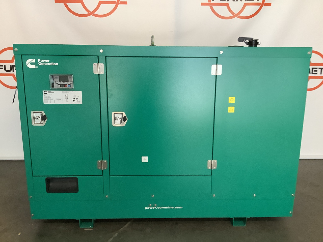 Cummins C55D5EQ. 55KVA Generator. Brand new. - Elgenerator: bild 1 Cummins C55D5EQ. 55KVA Generator. Brand new. - Elgenerator: bild 1