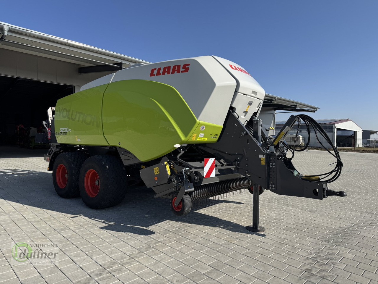 CLAAS Quadrant 5200 FC Evolution - Fyrkantspress: bild 2 CLAAS Quadrant 5200 FC Evolution - Fyrkantspress: bild 2