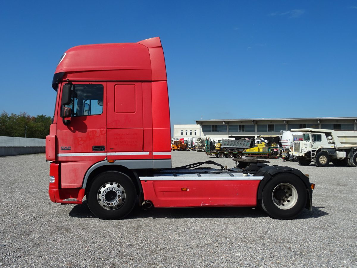 DAF XF 105.480 - Dragbil: bild 2 DAF XF 105.480 - Dragbil: bild 2