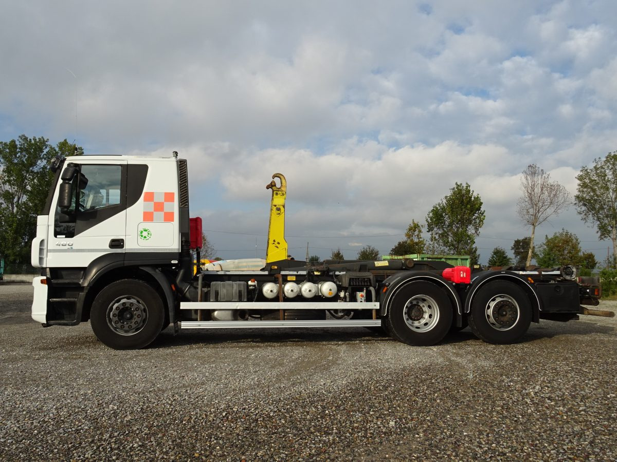 IVECO STRALIS 480 - Lastväxlare lastbil: bild 2 IVECO STRALIS 480 - Lastväxlare lastbil: bild 2