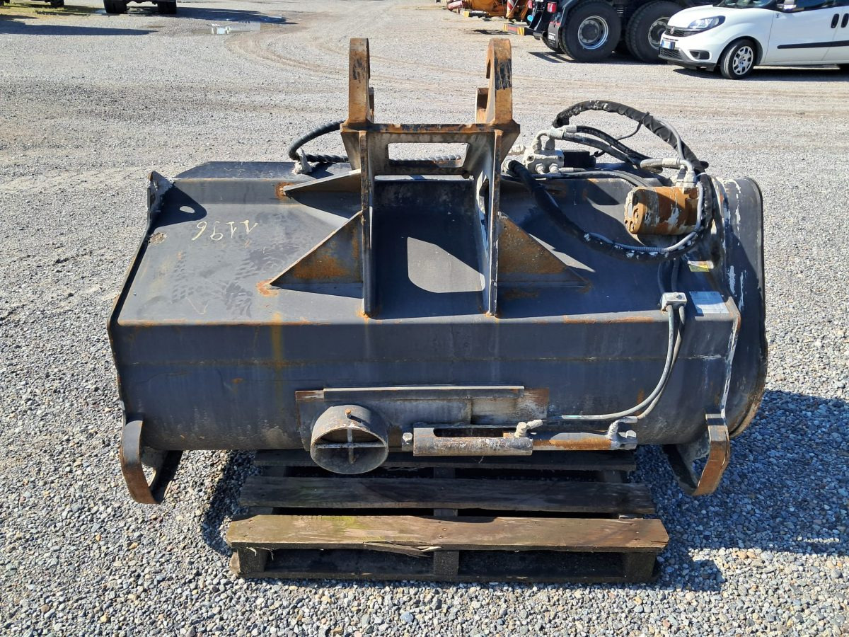 MECALAC 12MTX - Grävmaskin på däck: bild 4 MECALAC 12MTX - Grävmaskin på däck: bild 4