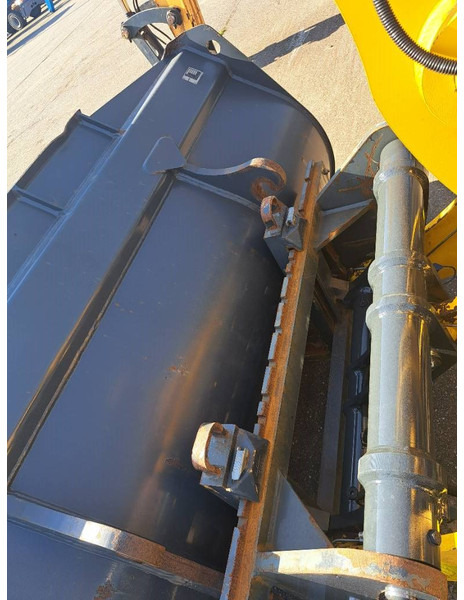 Komatsu WA 100 M-8 - Hjullastare: bild 5 Komatsu WA 100 M-8 - Hjullastare: bild 5