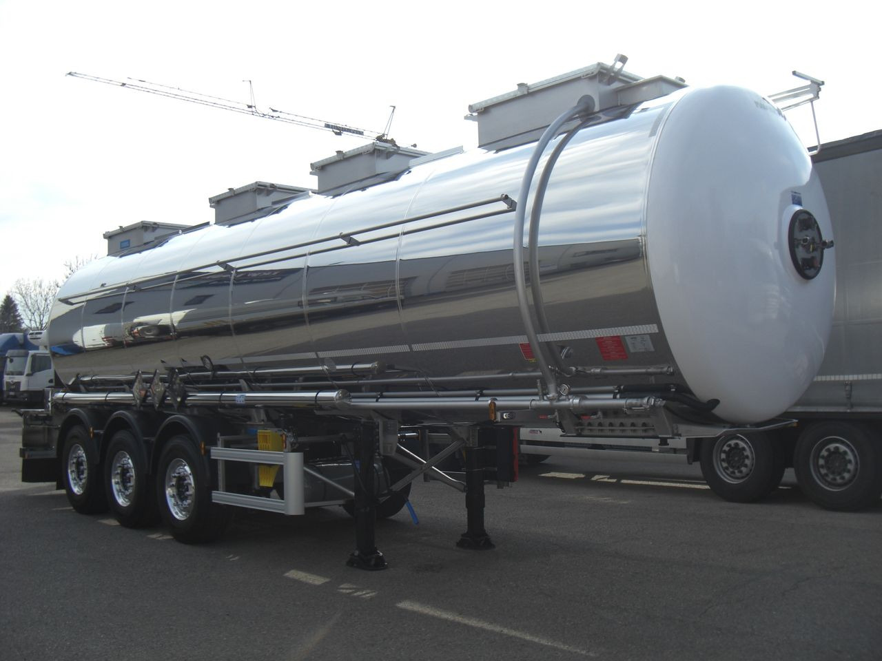 Magyar SRMAD/1KAMMER/CHEMIE - Tanktrailer: bild 2 Magyar SRMAD/1KAMMER/CHEMIE - Tanktrailer: bild 2