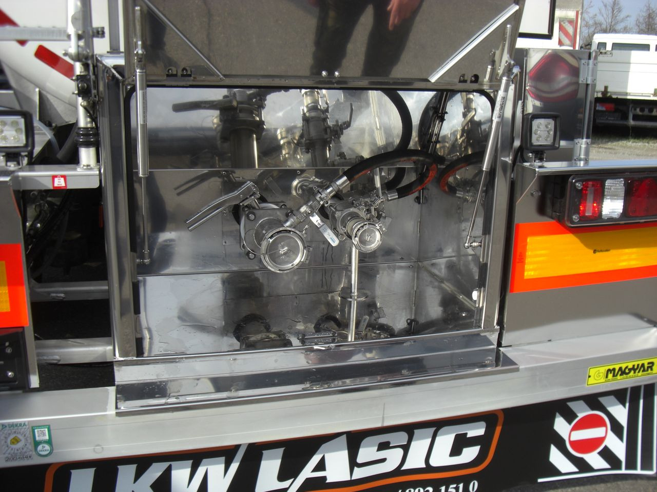 Magyar SRMAD/1KAMMER/CHEMIE - Tanktrailer: bild 5 Magyar SRMAD/1KAMMER/CHEMIE - Tanktrailer: bild 5