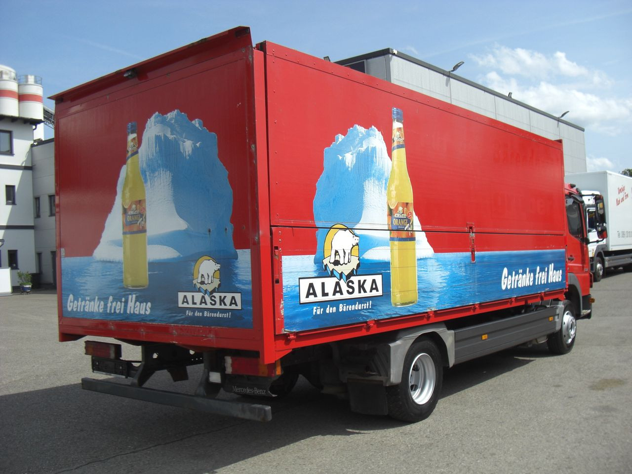 Mercedes-Benz 1222L AUTOMATIK - Dryckestransport lastbil: bild 3 Mercedes-Benz 1222L AUTOMATIK - Dryckestransport lastbil: bild 3