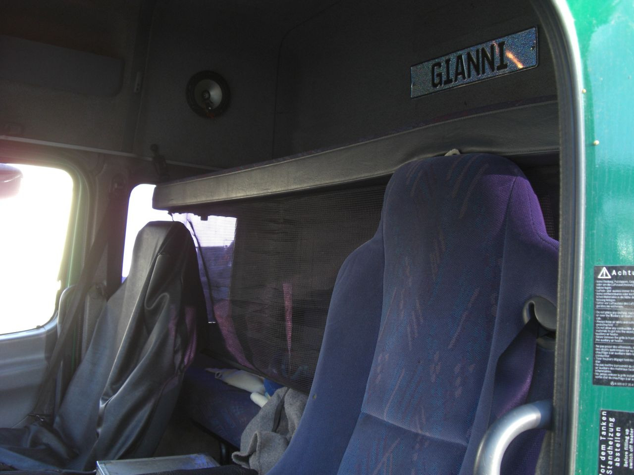 Lastbil med skåp Mercedes-Benz 823L: bild 14 Lastbil med skåp Mercedes-Benz 823L: bild 14