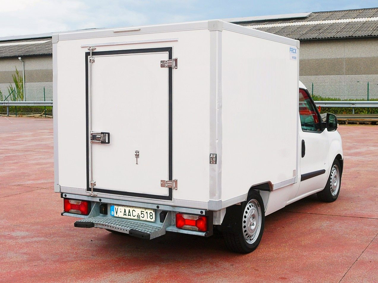 Fiat DOBLO 1.3 KUHLKOFFER RELEC FROID TR 22 -20C - Kylbil: bild 5 Fiat DOBLO 1.3 KUHLKOFFER RELEC FROID TR 22 -20C - Kylbil: bild 5