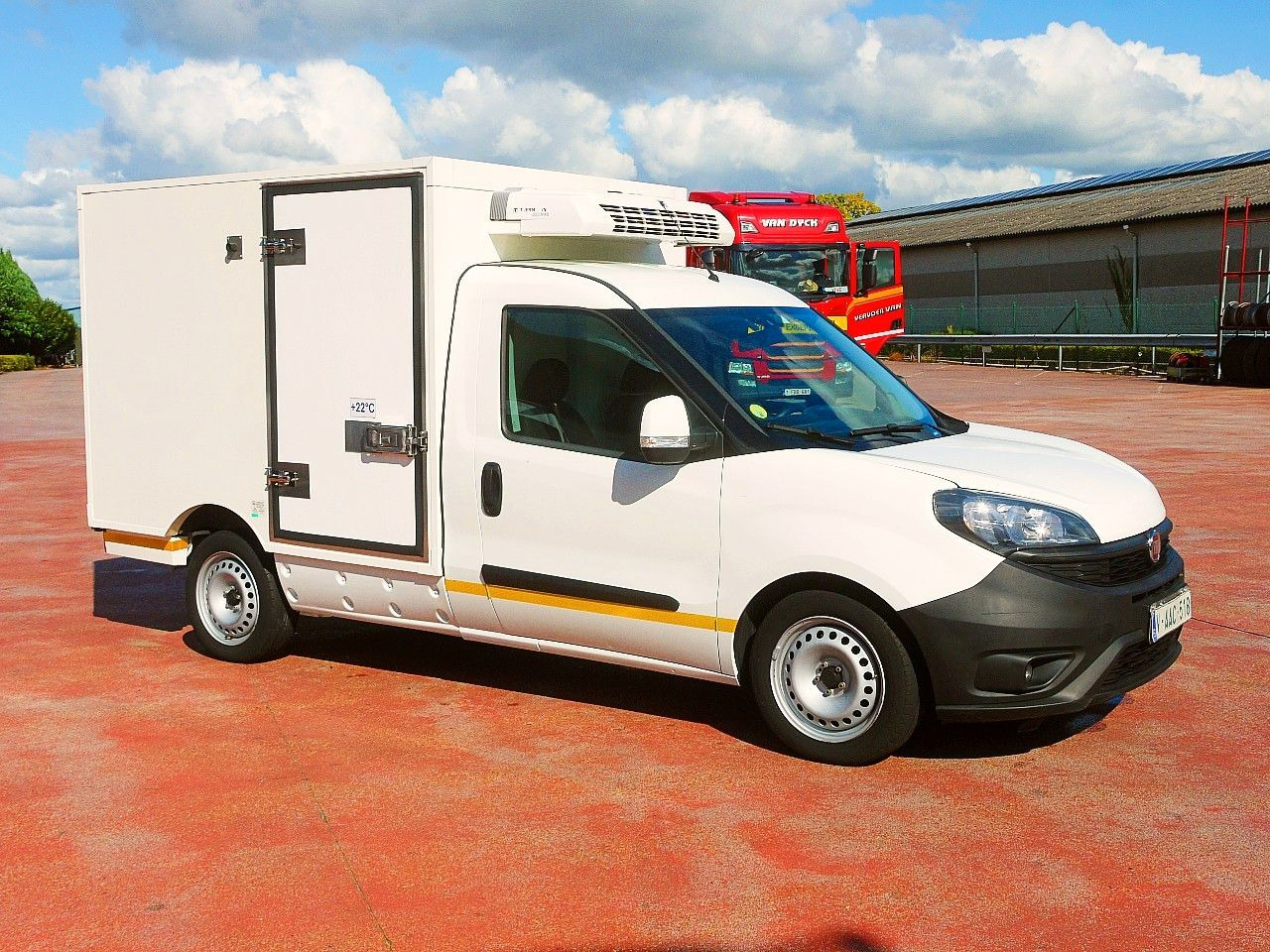 Fiat DOBLO 1.6 KUHLKOFFER THERMOKING MT A/C - Kylbil: bild 2 Fiat DOBLO 1.6 KUHLKOFFER THERMOKING MT A/C - Kylbil: bild 2