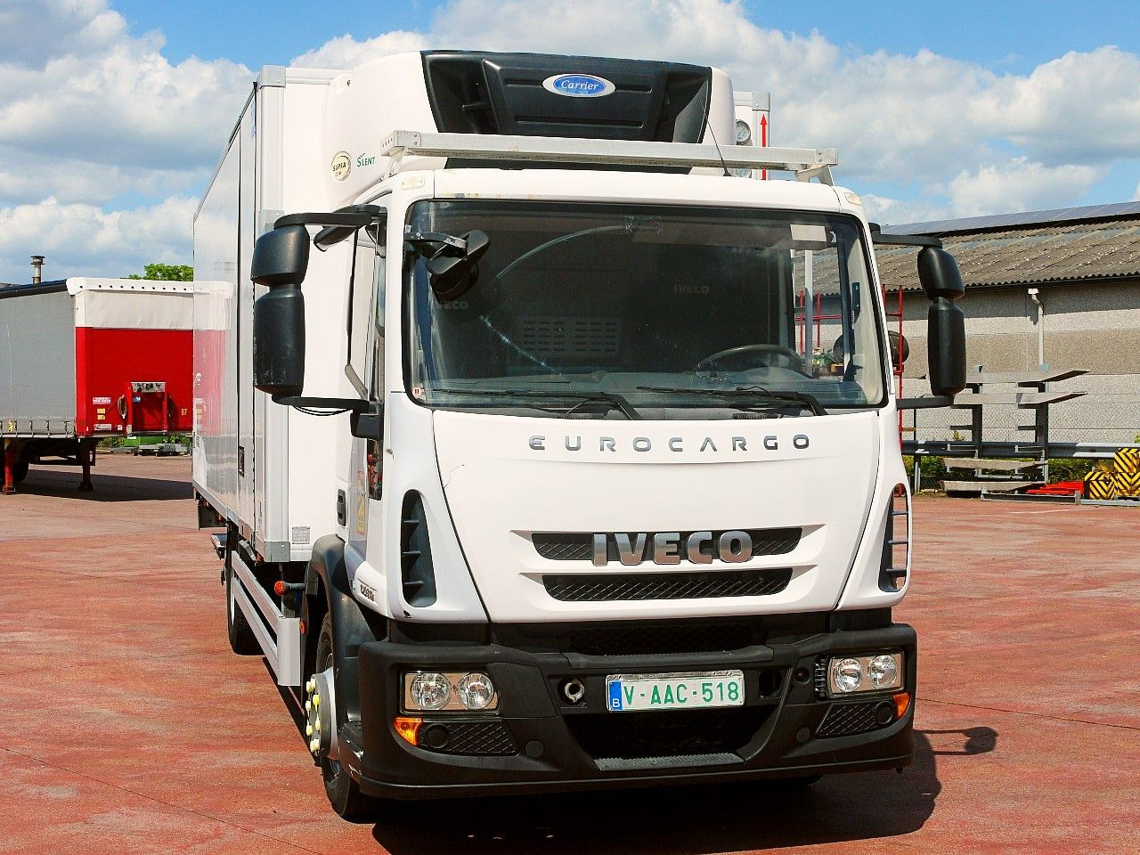 Iveco 140E19 EUROCARGO KUHLKOFFER CARRIER SUPRA 1250MT - Kylbil lastbil: bild 1 Iveco 140E19 EUROCARGO KUHLKOFFER CARRIER SUPRA 1250MT - Kylbil lastbil: bild 1