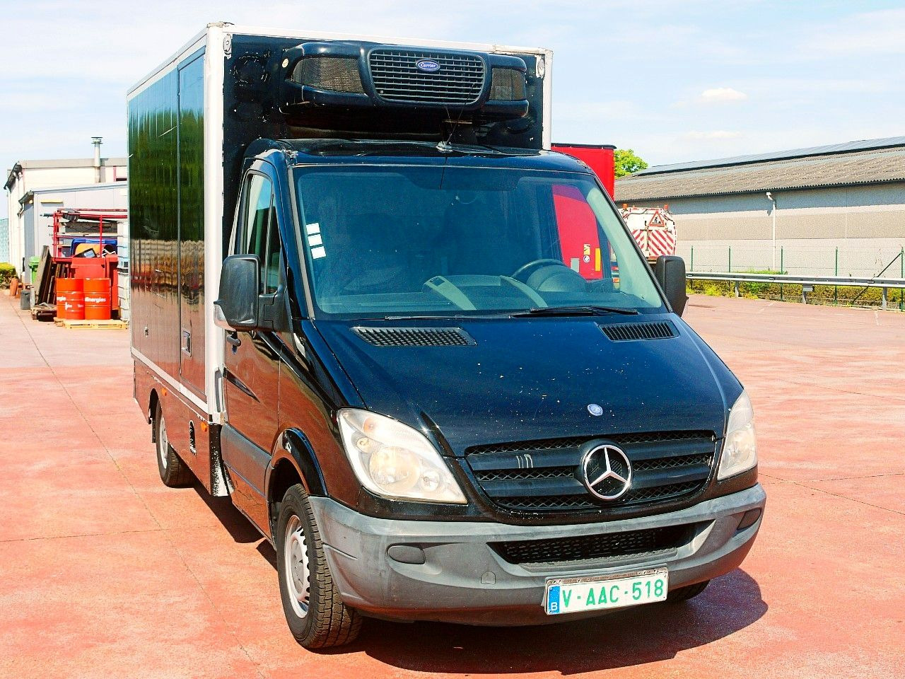 Mercedes-Benz 319 SPRINTER V6 KUHLKOFFER CARRIER PULSOR 600 MT - Kylbil: bild 1 Mercedes-Benz 319 SPRINTER V6 KUHLKOFFER CARRIER PULSOR 600 MT - Kylbil: bild 1