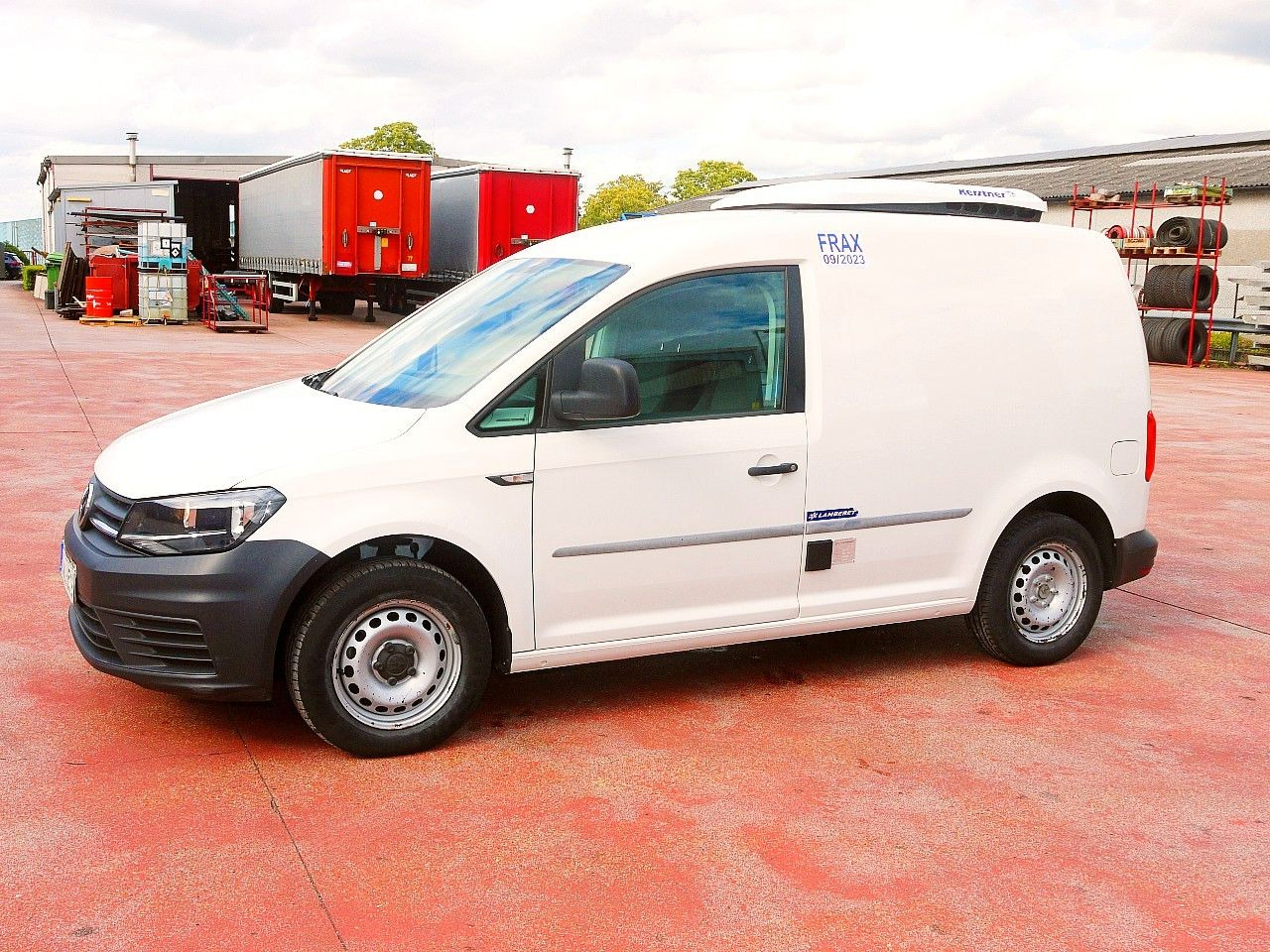 Volkswagen CADDY 2.0 KONVEKTA -2c  A/C €6 - Kylbil: bild 4 Volkswagen CADDY 2.0 KONVEKTA -2c  A/C €6 - Kylbil: bild 4