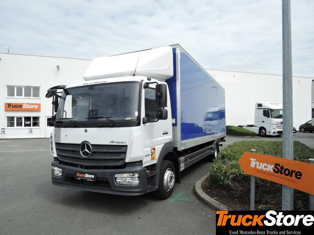 Mercedes-Benz Atego 1218 L - Lastbil med skåp: bild 1 Mercedes-Benz Atego 1218 L - Lastbil med skåp: bild 1