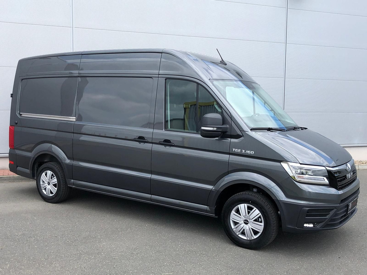 MAN TGE 3.160 L3H3 Kasten LED AHK NAVI GRA RWD SITZH - Personbil: bild 2 MAN TGE 3.160 L3H3 Kasten LED AHK NAVI GRA RWD SITZH - Personbil: bild 2