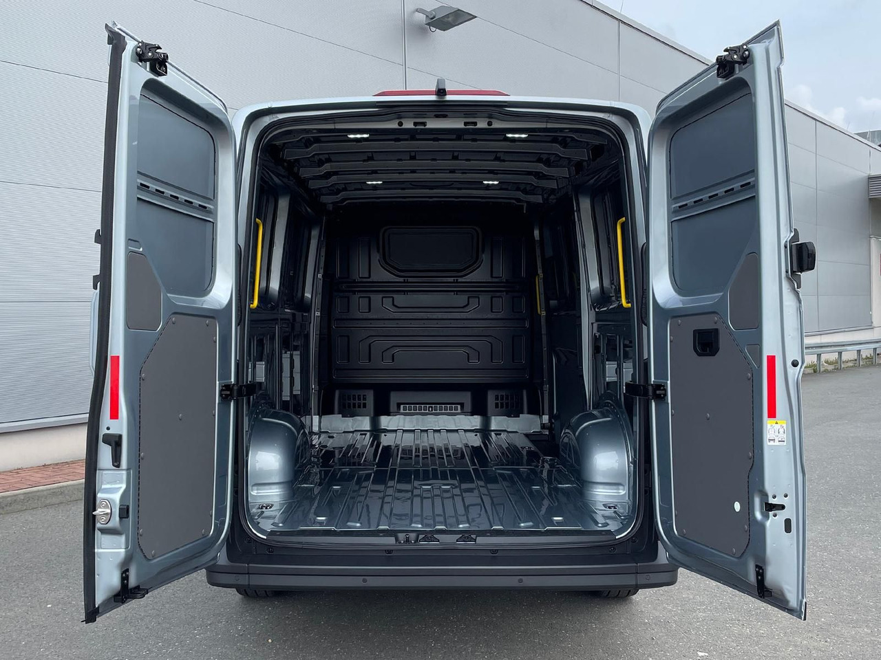 Skåpbil MAN TGE 3.180 L3H2 Kasten LED NAVI ACC LED STANDHZ: bild 30 Skåpbil MAN TGE 3.180 L3H2 Kasten LED NAVI ACC LED STANDHZ: bild 30