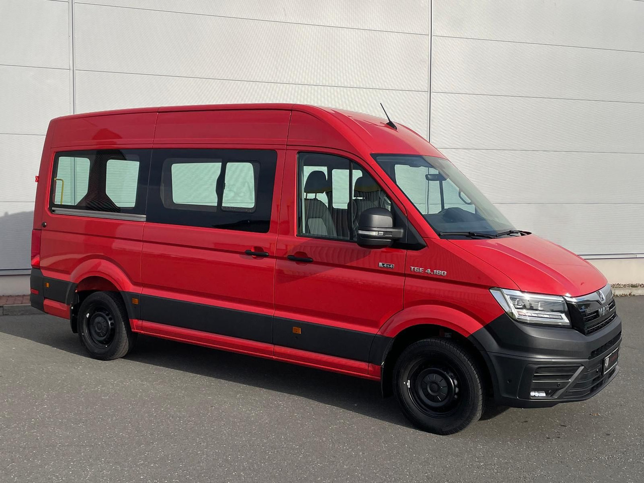 MAN TGE 3.180 L3H3 4x4 FEUERWEHR LED TEMPOMAT - Persontransport: bild 2 MAN TGE 3.180 L3H3 4x4 FEUERWEHR LED TEMPOMAT - Persontransport: bild 2