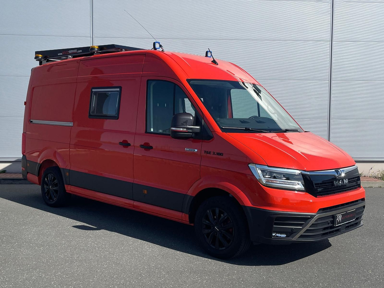 MAN TGE 3.180 L3H3 Individual S BF3 + BEGLEITFAHRZEU - Skåpbil: bild 2 MAN TGE 3.180 L3H3 Individual S BF3 + BEGLEITFAHRZEU - Skåpbil: bild 2