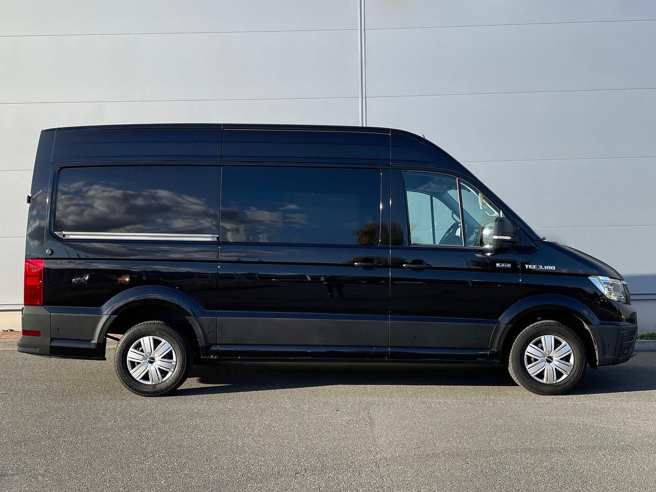 MAN TGE 3.180 L3H3 MIXTO 4x4 AUTOM DIFF AHK ACC NAV - Skåpbil, Dubbelhytt transportbil: bild 5 MAN TGE 3.180 L3H3 MIXTO 4x4 AUTOM DIFF AHK ACC NAV - Skåpbil, Dubbelhytt transportbil: bild 5